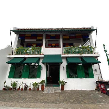 Javaku Hostel Jogjakarta Buitenkant foto